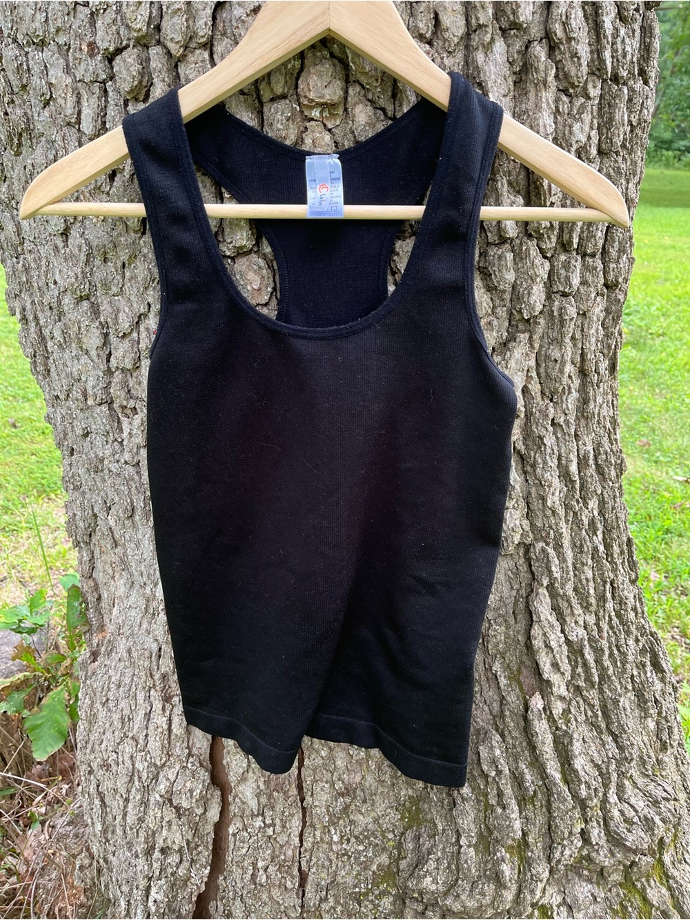 ⭐️La Linger Racerback Tank in size OS
